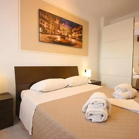 Vr 241 St Apartment *