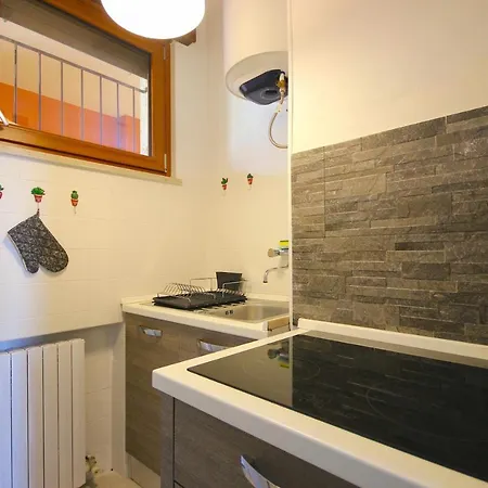 Apartment Vr 241 St